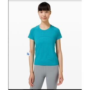 Lululemon Swiftly Tech Short-Sleeve Shirt 2.0 Race Length Size 8